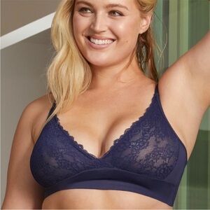 Ruby Ribbon Cream Lace Bralette with Adjustable Straps Second Skin